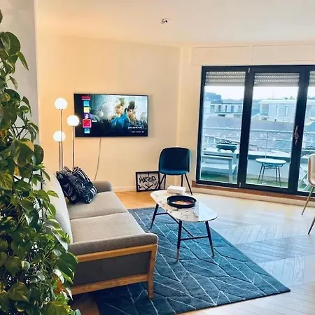 Comfortable One Bedroom In Center With Parking And Terrace Appartement *