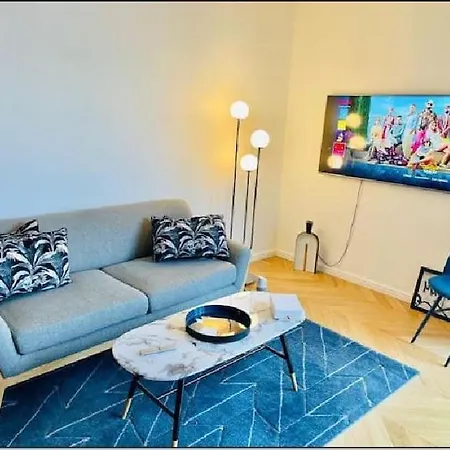 Comfortable One Bedroom In Center With Parking And Terrace Luxemburg
